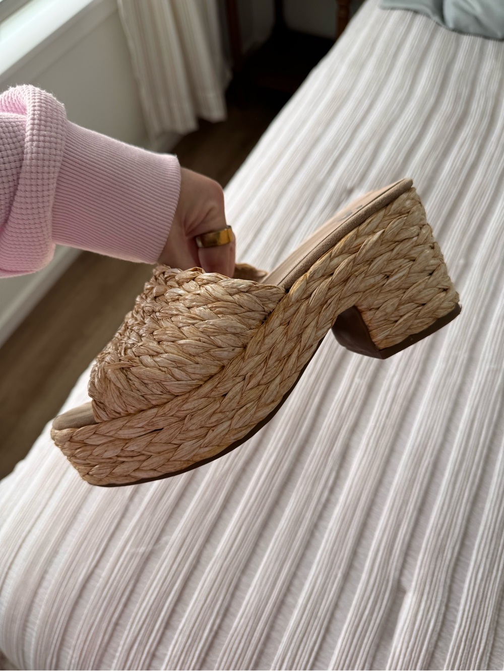 SO platform summer heel